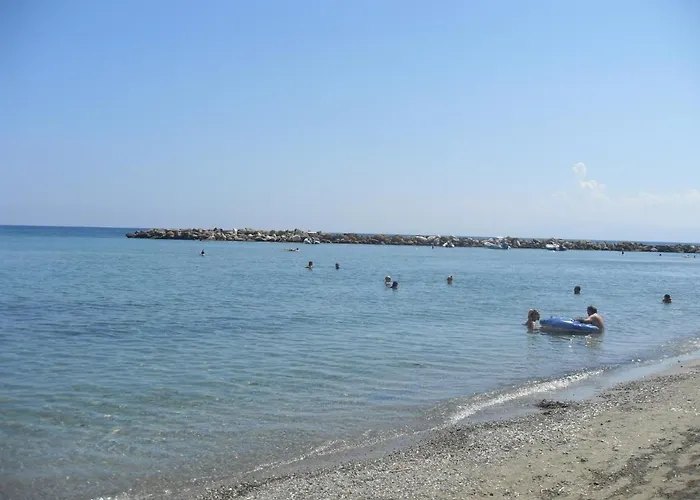 Διαμέρισμα Hercules Sea Front *