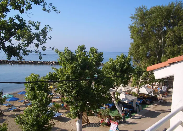 Διαμέρισμα Hercules Sea Front *