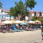 Hercules Sea Front *