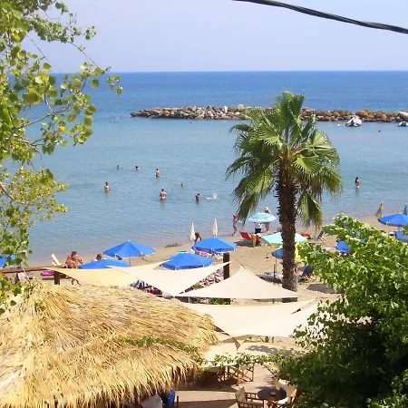 Hercules Sea Front