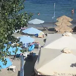 Appartement Hercules Sea Front *