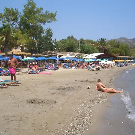 Hercules Sea Front Κατελειός